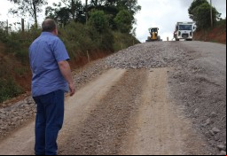 Prefeito visita algumas obras em andamento